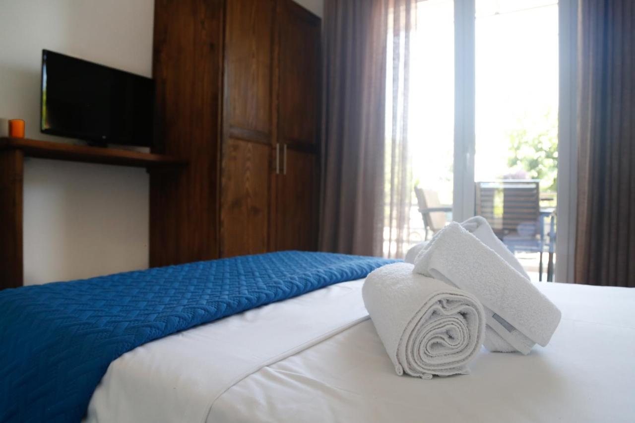 The Kitehouse Apartments Елеонас Екстериор снимка