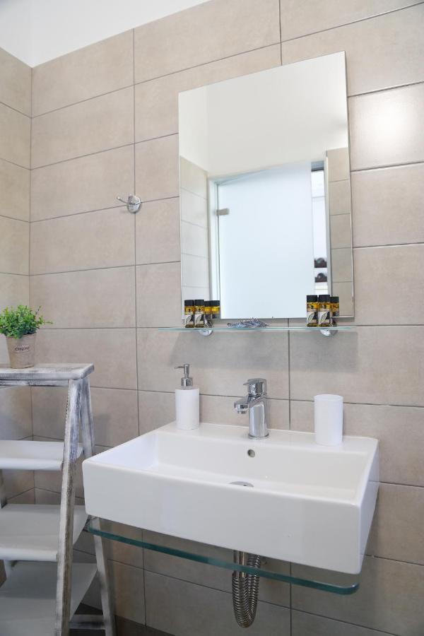 The Kitehouse Apartments Елеонас Екстериор снимка