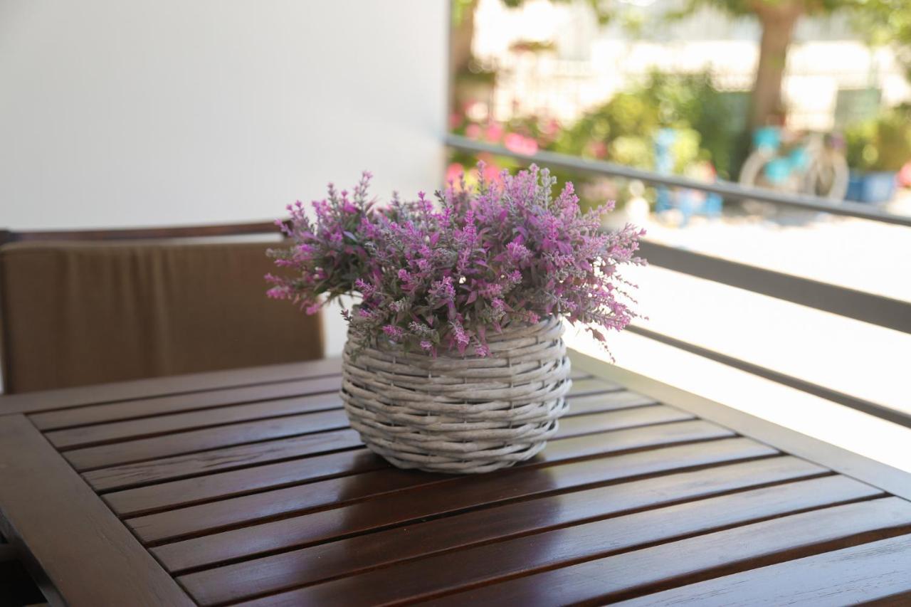 The Kitehouse Apartments Елеонас Екстериор снимка