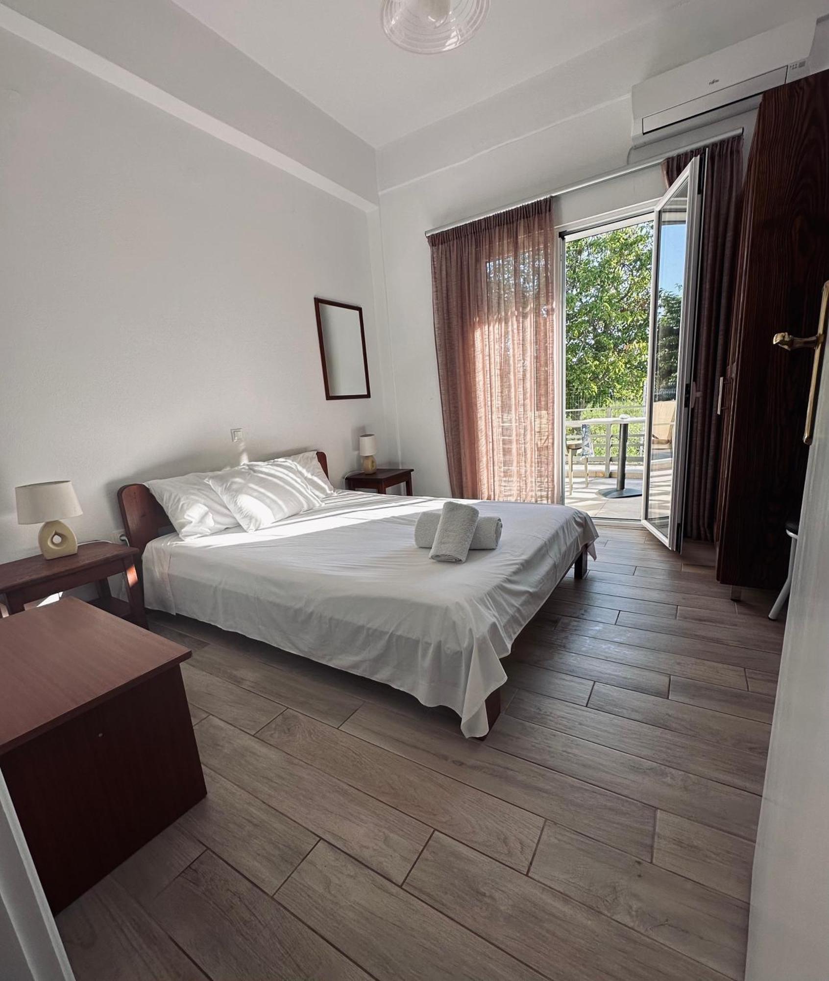 The Kitehouse Apartments Елеонас Екстериор снимка