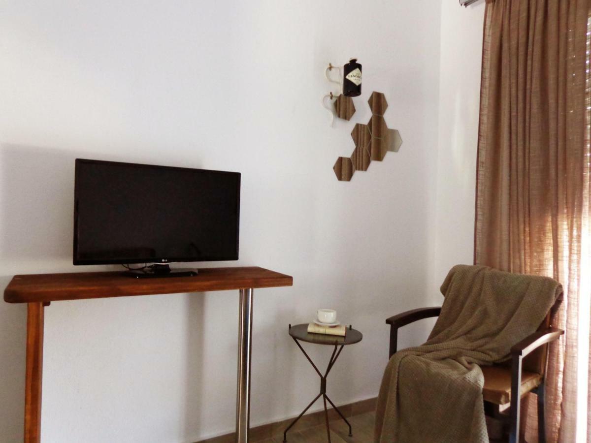 The Kitehouse Apartments Елеонас Екстериор снимка